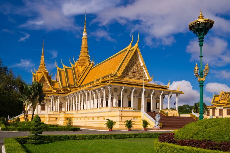 royal palace cambodia 6