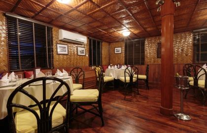 vat phou cruise 21