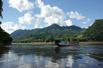 laos river cruises 16