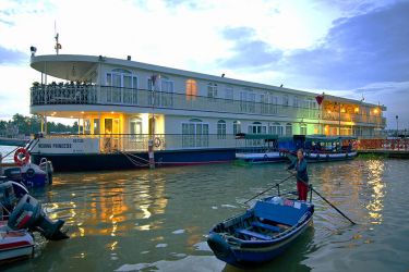 mekong river cruises 4