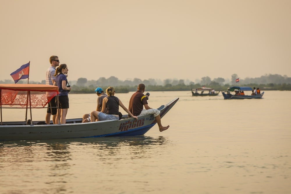 New observation activity is launched in Kampi to help save Irrawaddy dolphins